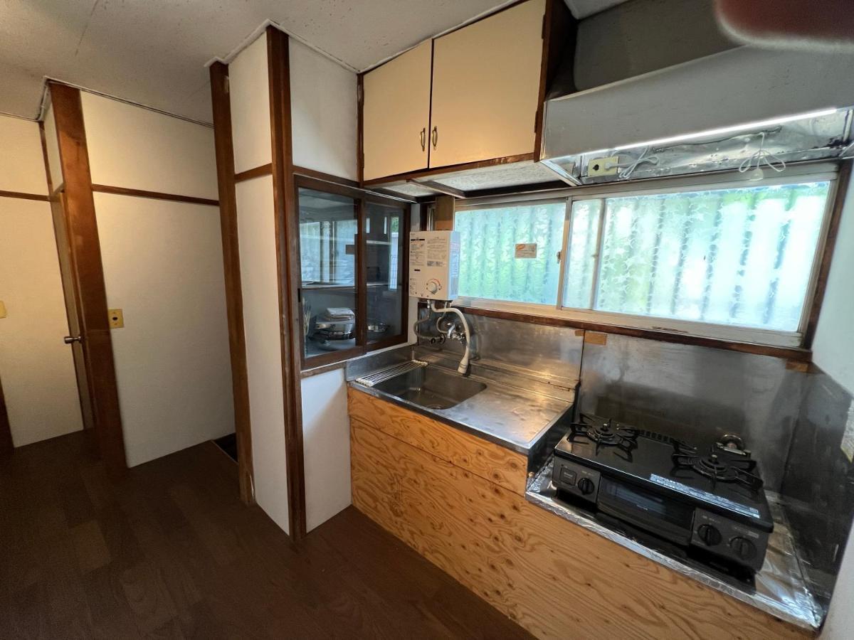 ホテル江ノ島アパートメント Katase  Buitenkant foto