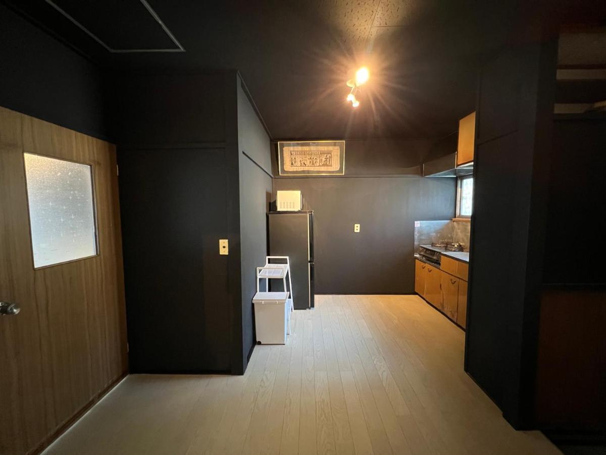 ホテル江ノ島アパートメント Katase  Buitenkant foto