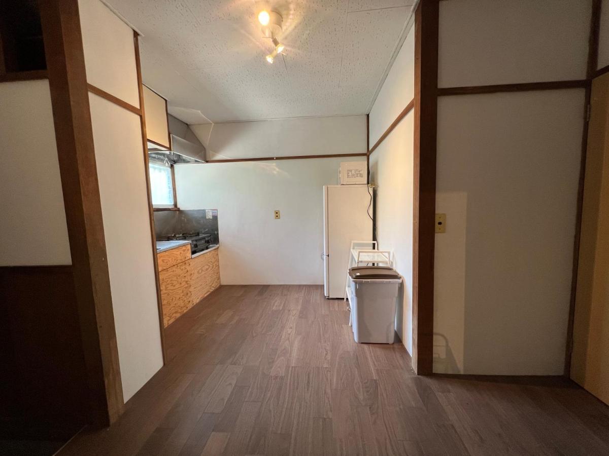 ホテル江ノ島アパートメント Katase  Buitenkant foto